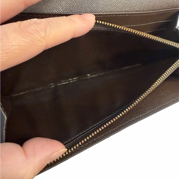 Louis Vuitton Damier Ebene Wallet - Picture 9 of 13
